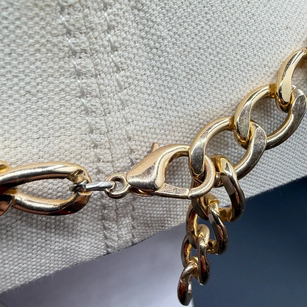 Gold Tone Chunky Curb Chain Necklace Statement Layering Y2K Minimalist Jewelry